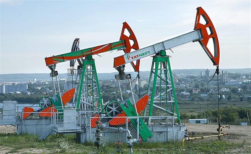 Поздравляем с Днём нефтяника! - Новости